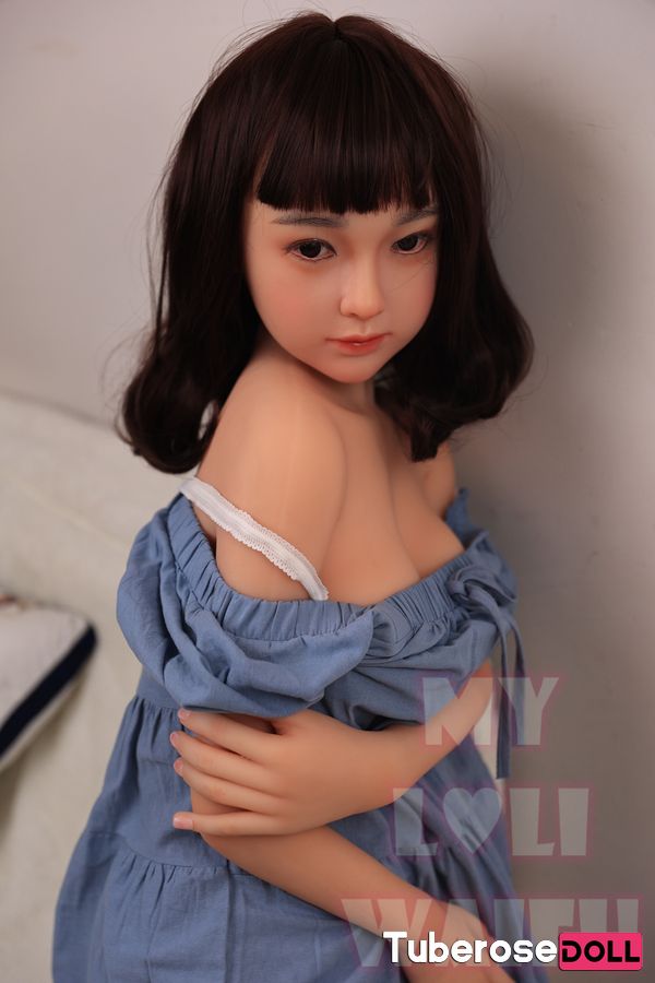 small tits sex doll